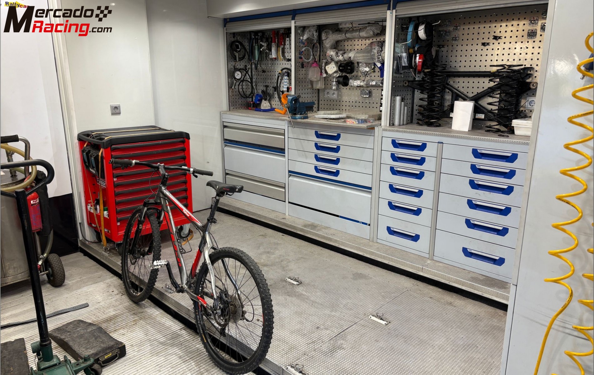 Camion asistencia iveco