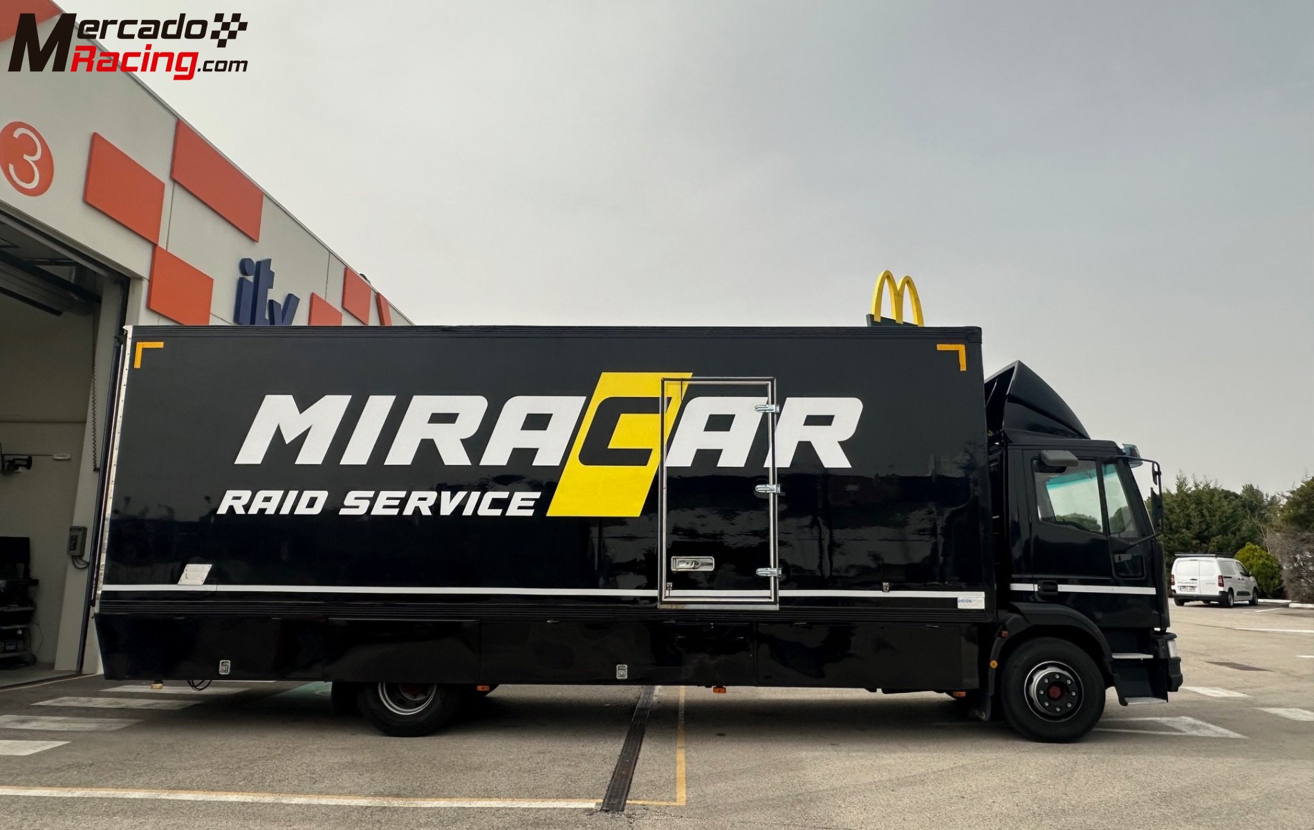 Camion iveco ml150 240cv asistencia y transporte 4x4