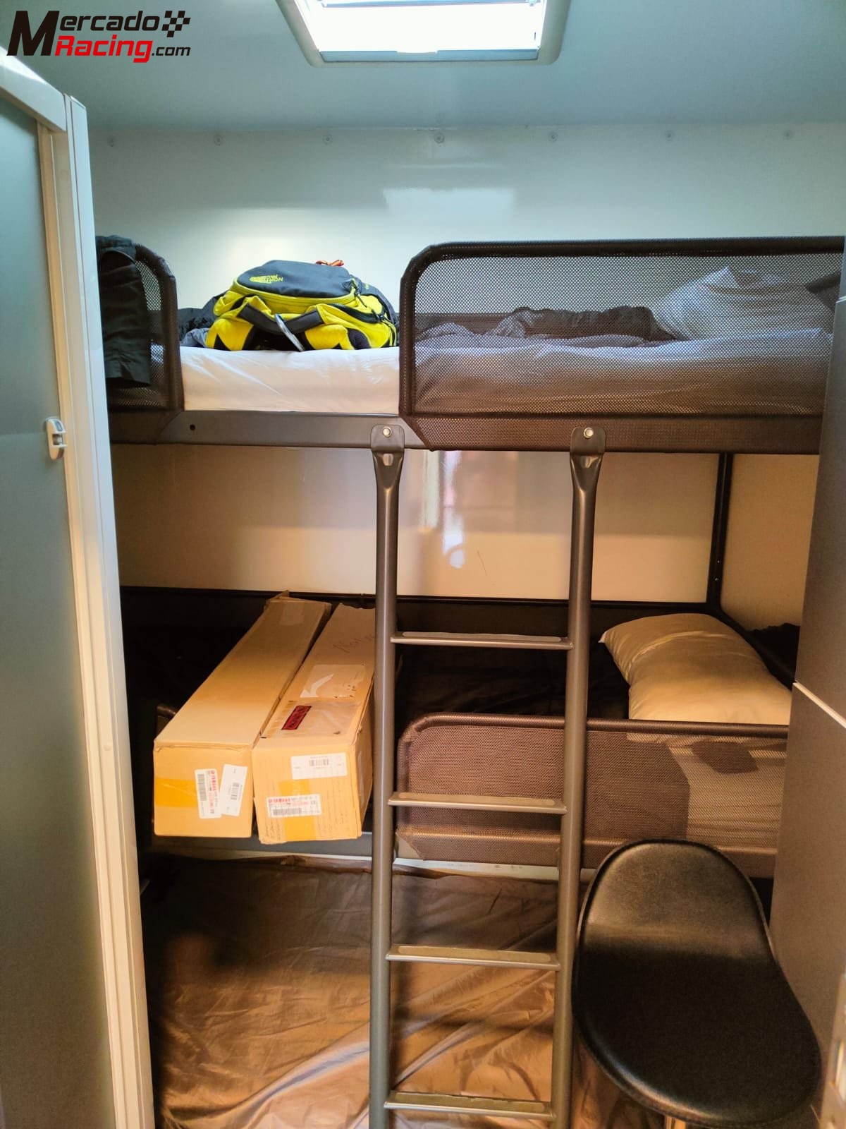 Camión taller-vivienda