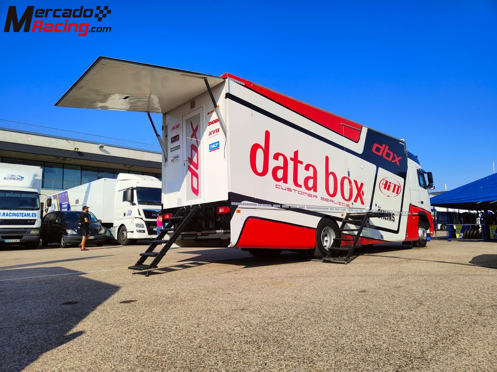 Camión taller-vivienda