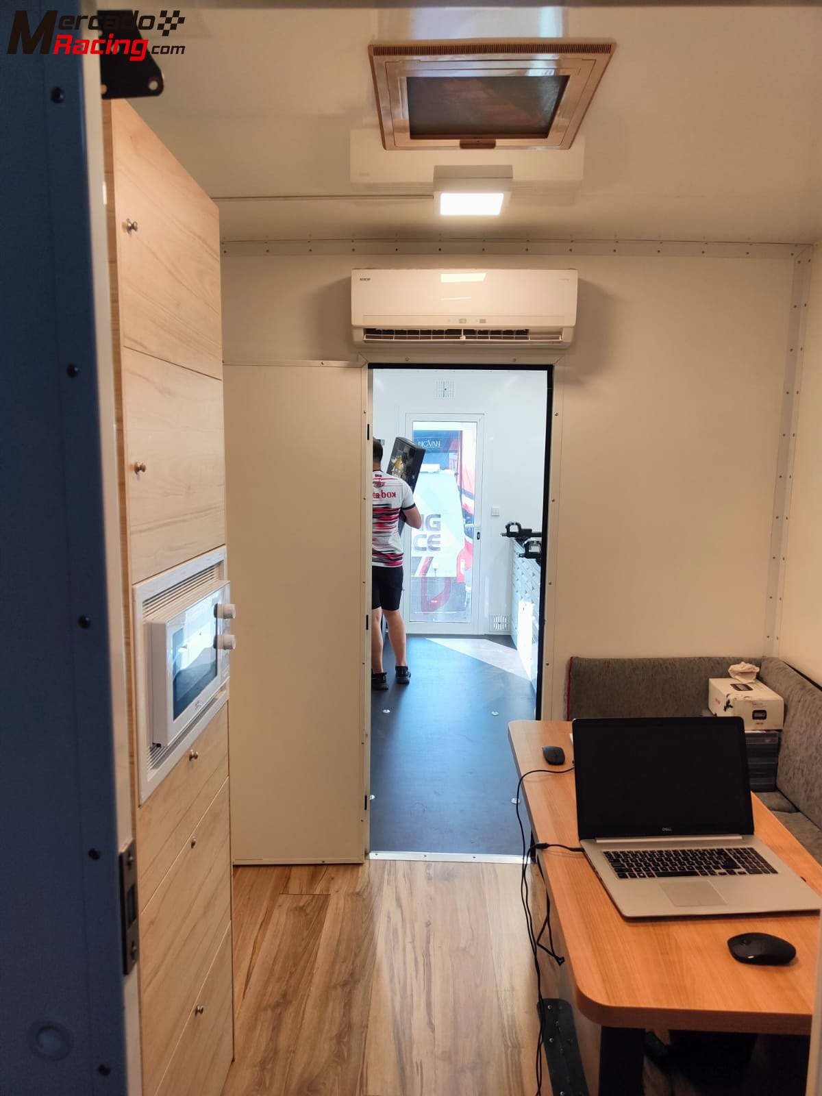 Camión taller-vivienda