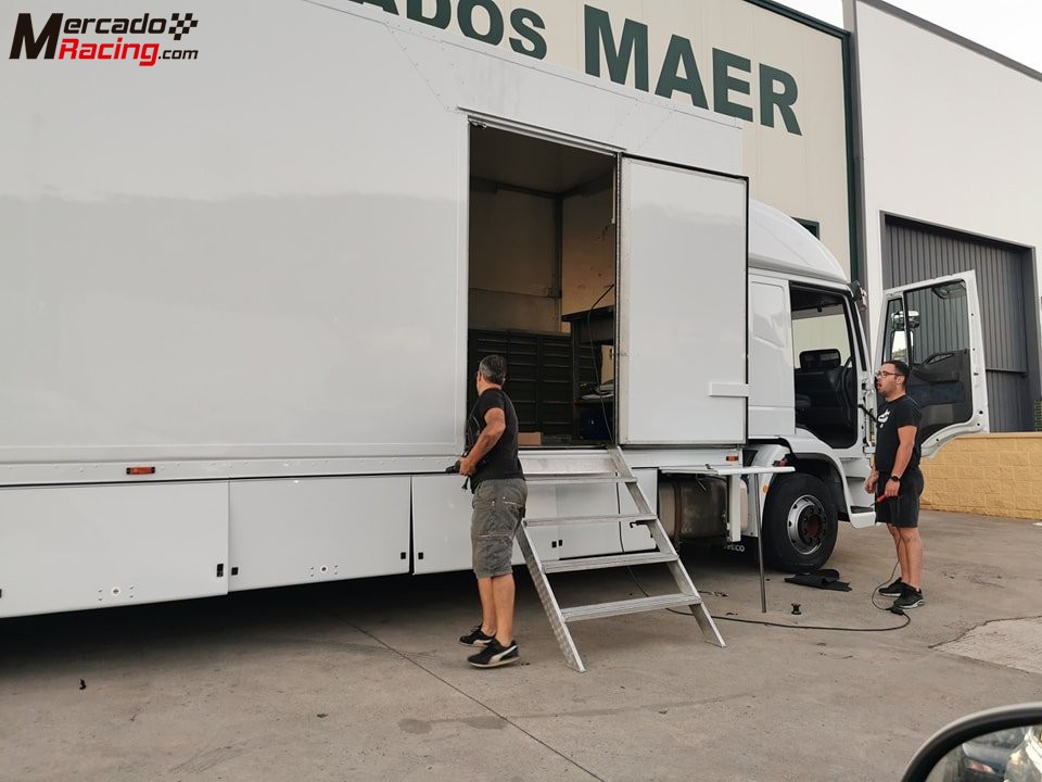 Camión de asistencia iveco 160/240