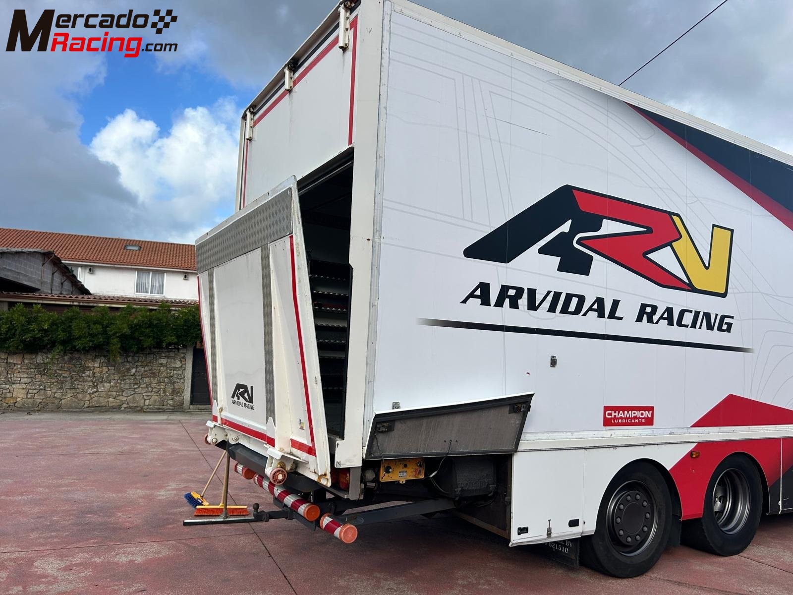 Camion asistencia renault premium 460.26 6x2