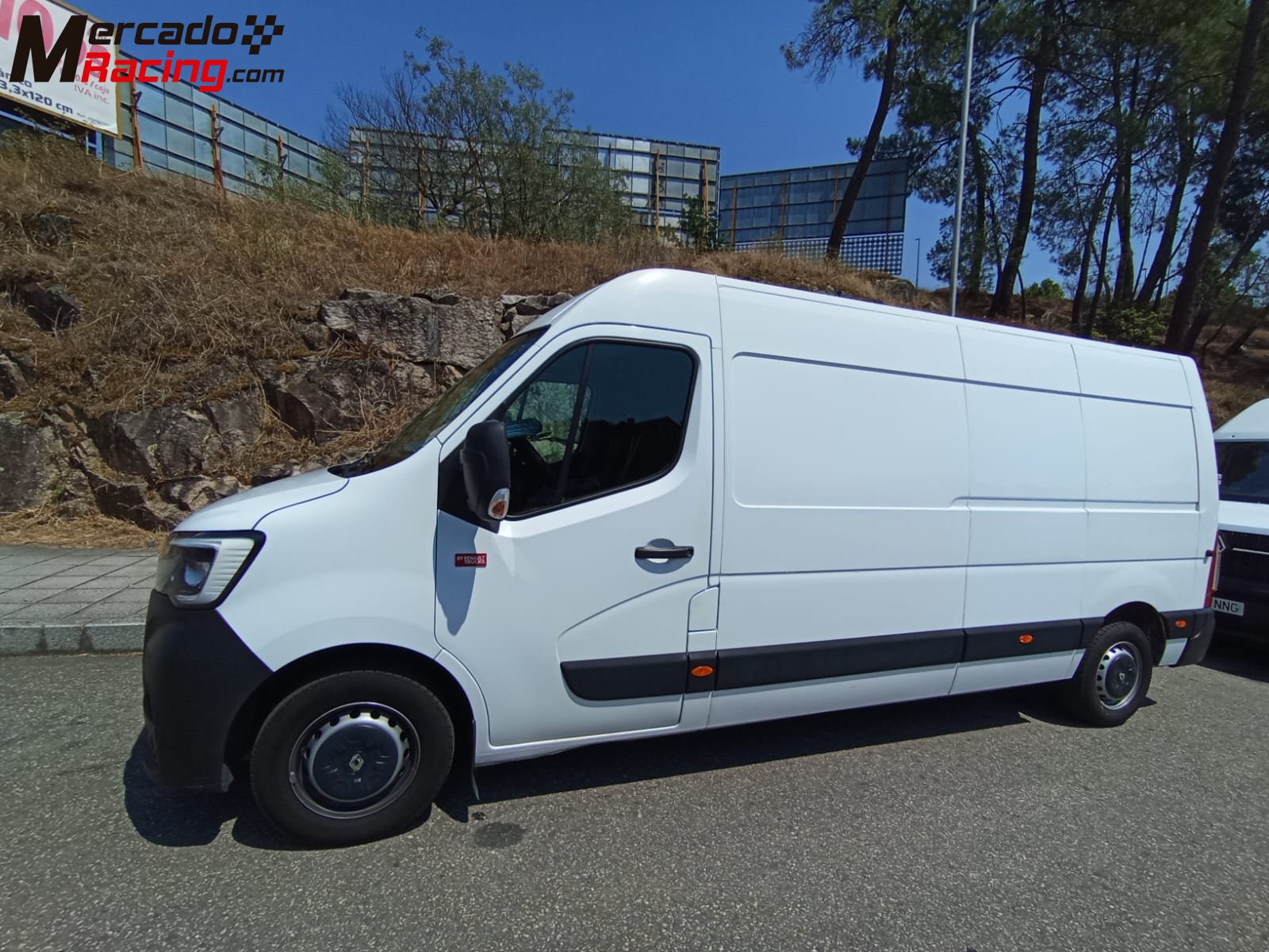 Se vende renault master 