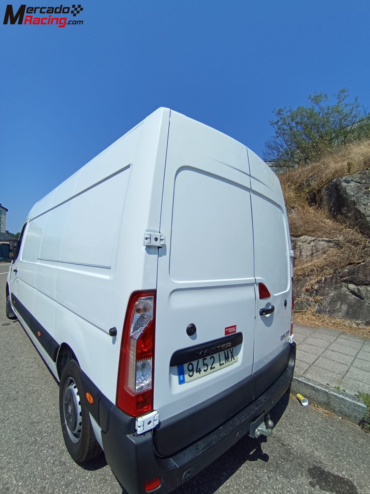 Se vende renault master 