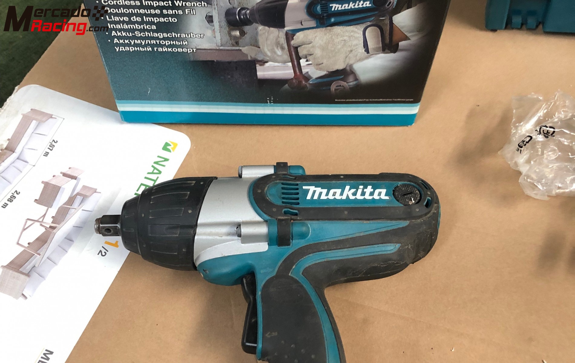 Atornillador pistola impacto makita