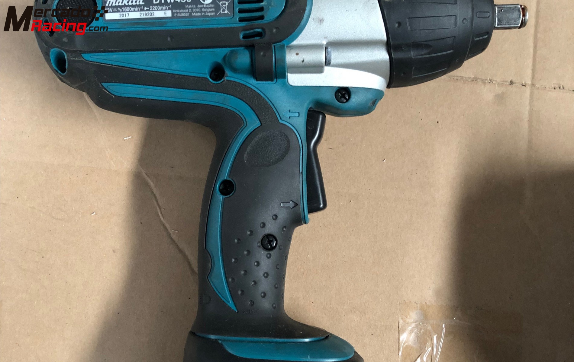 Atornillador pistola impacto makita