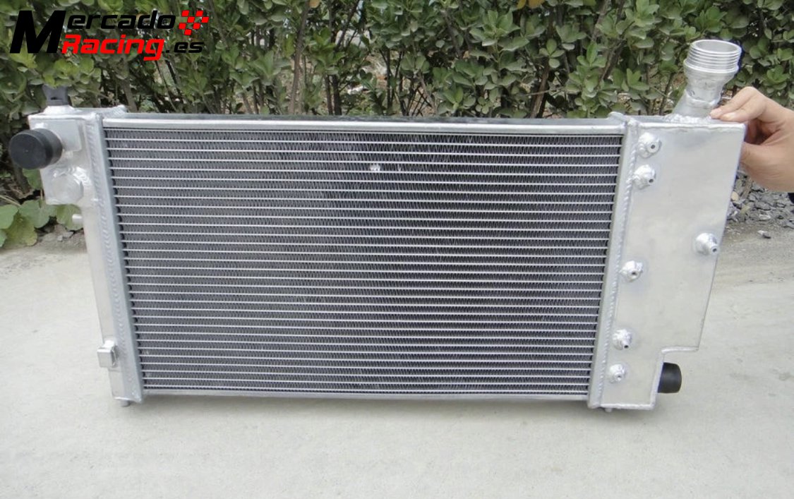 Se vende radiador aluminio saxo/106 gra