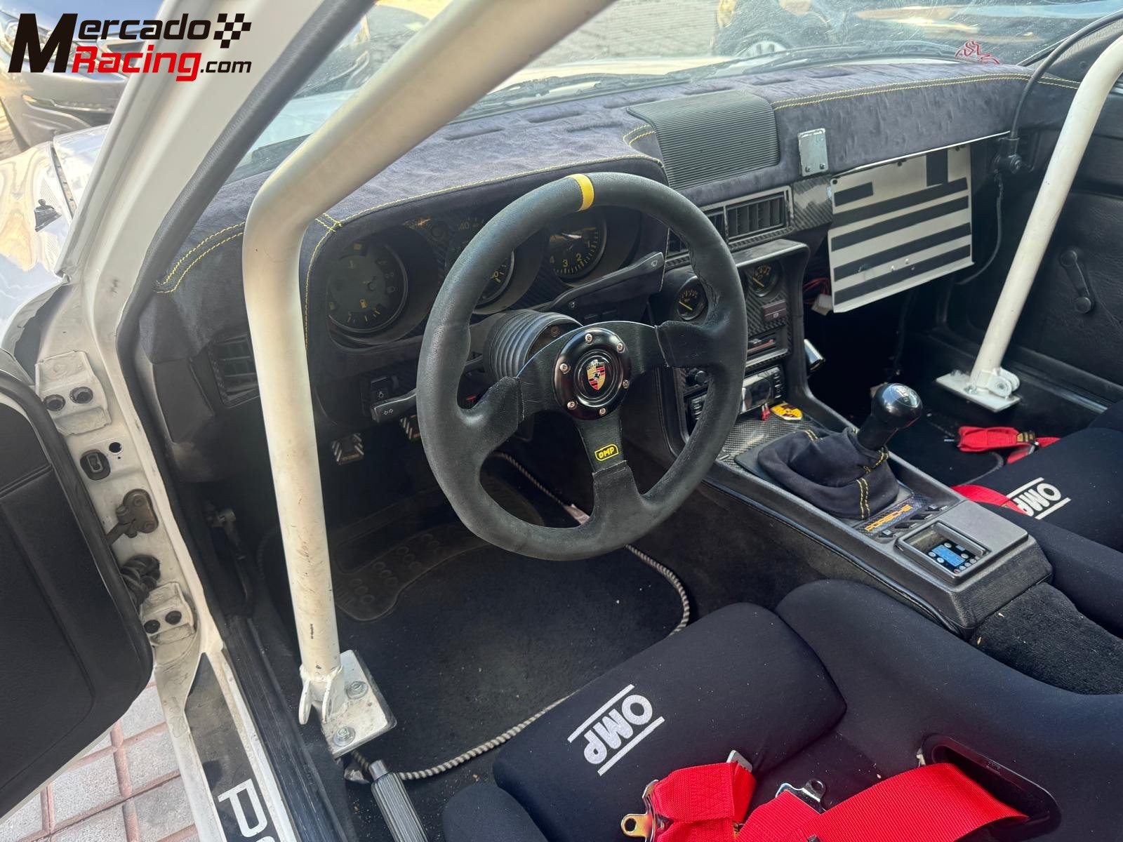 Porsche 944 targa 1982