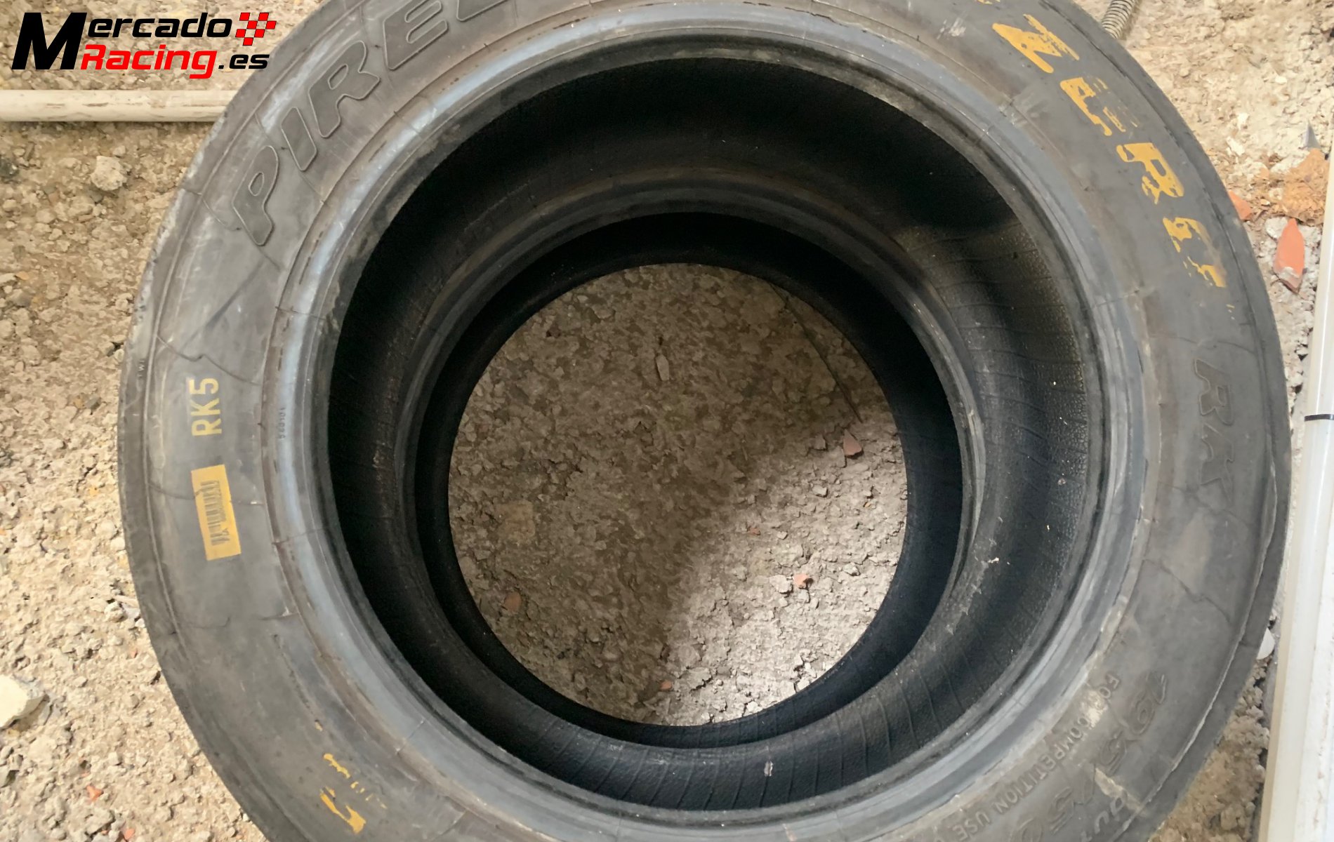 4 slicks pirelli 15 