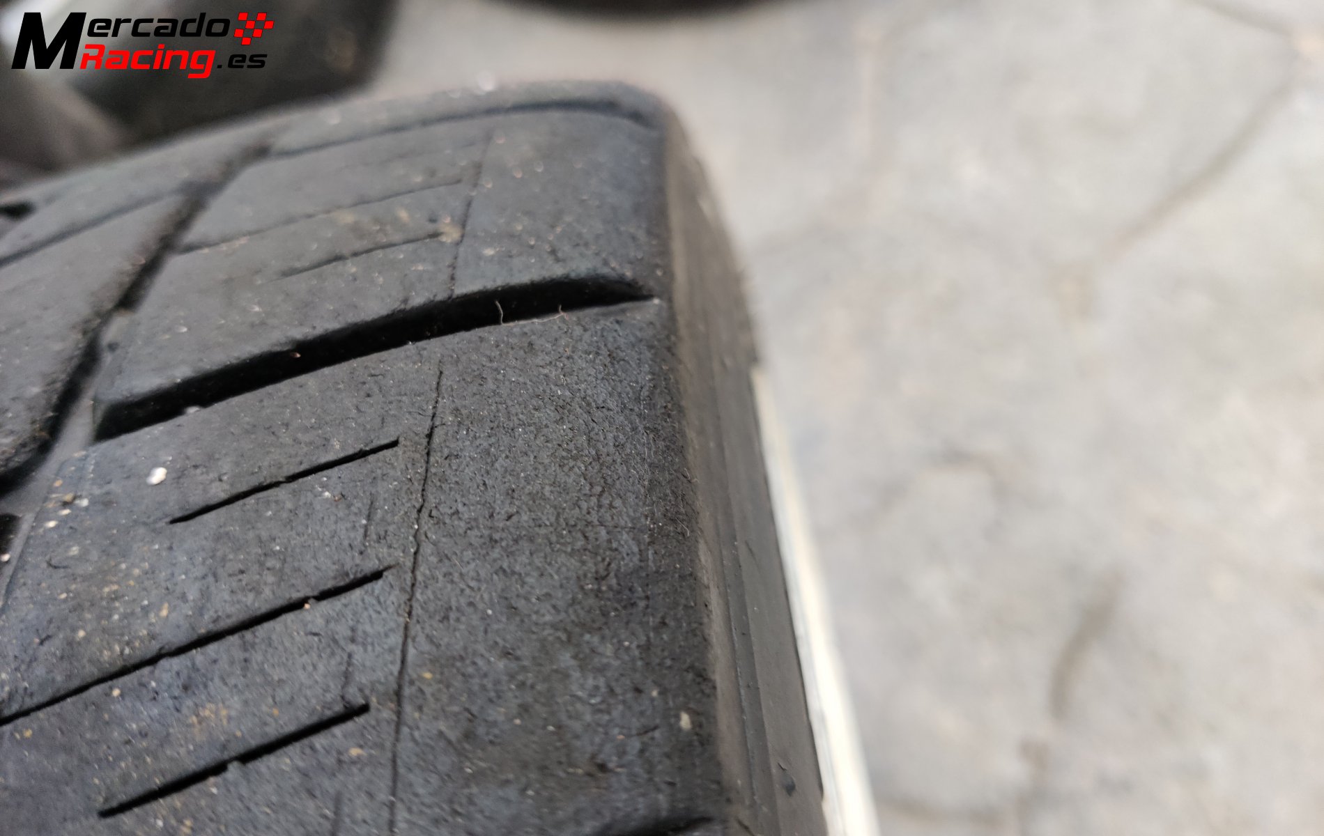 Neumáticos en 15   mrf hankook  y pirelli de competición  asfalto seco