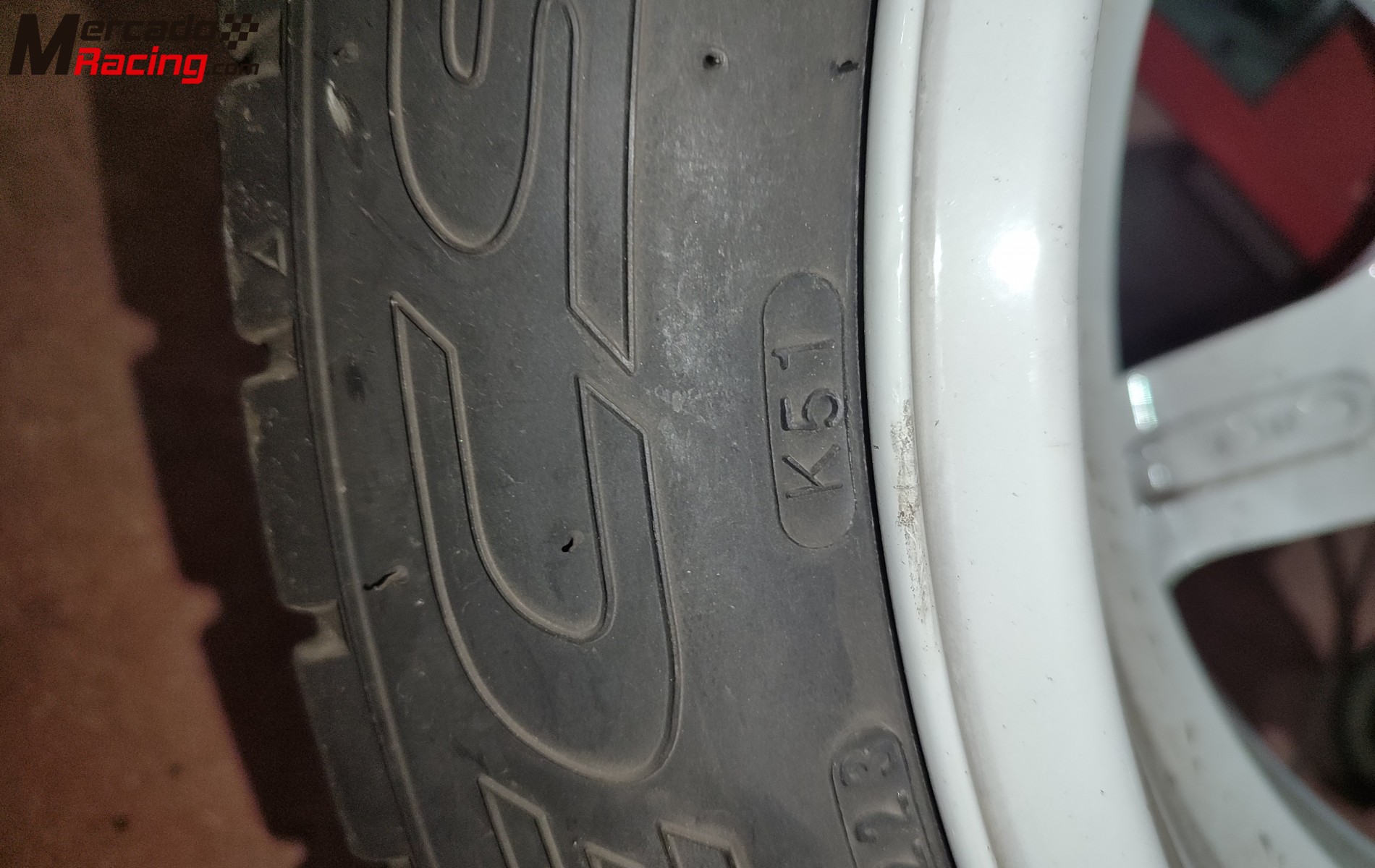 Slicks kumho k51