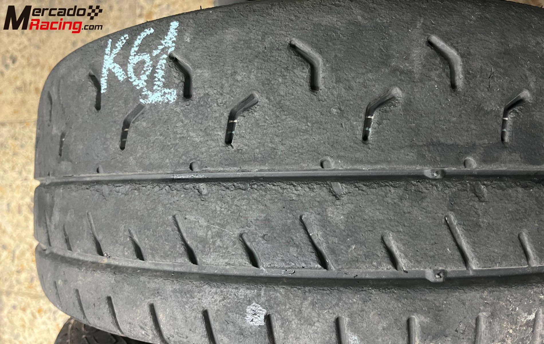 Pareja kumho k61