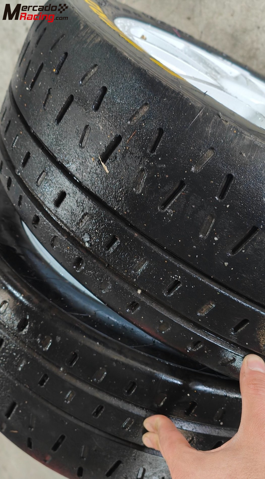 Pirelli 15 (blando) 