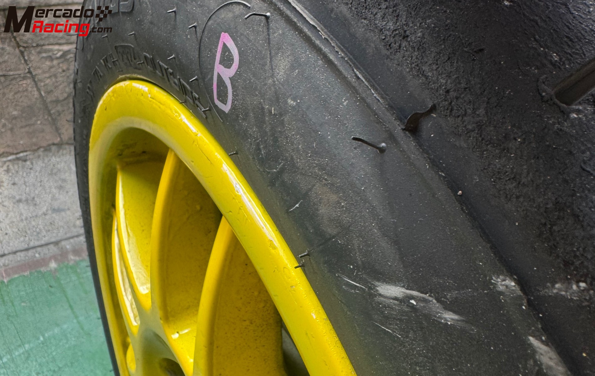 Se venden hankook en 15 de este año en muy buen estado! 
