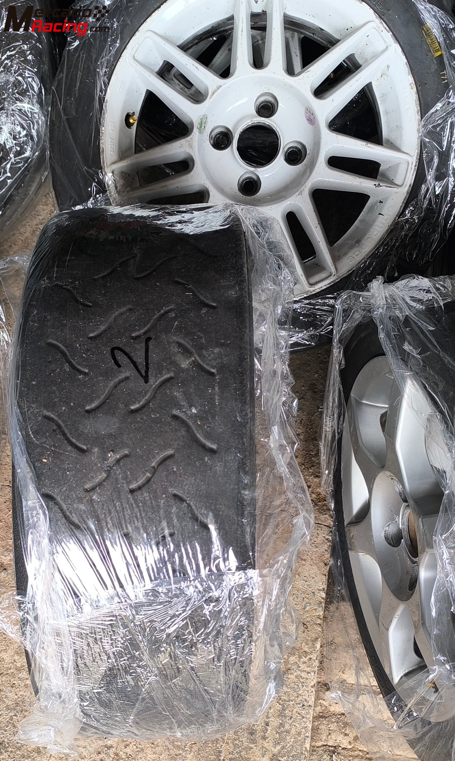 Ruedas hankook medio y blando