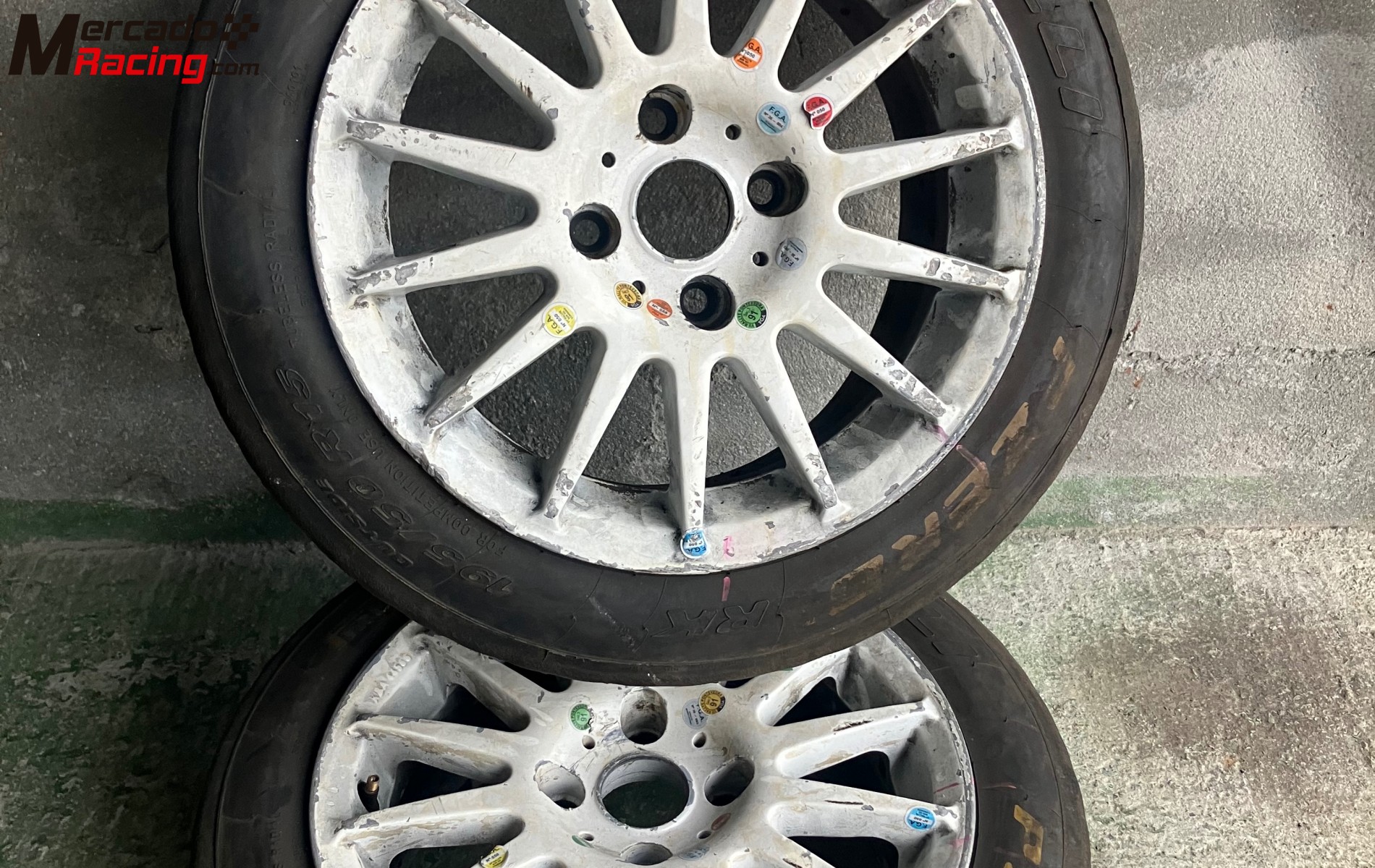 Pareja pirelli rk5 con llantas 4x108 15”