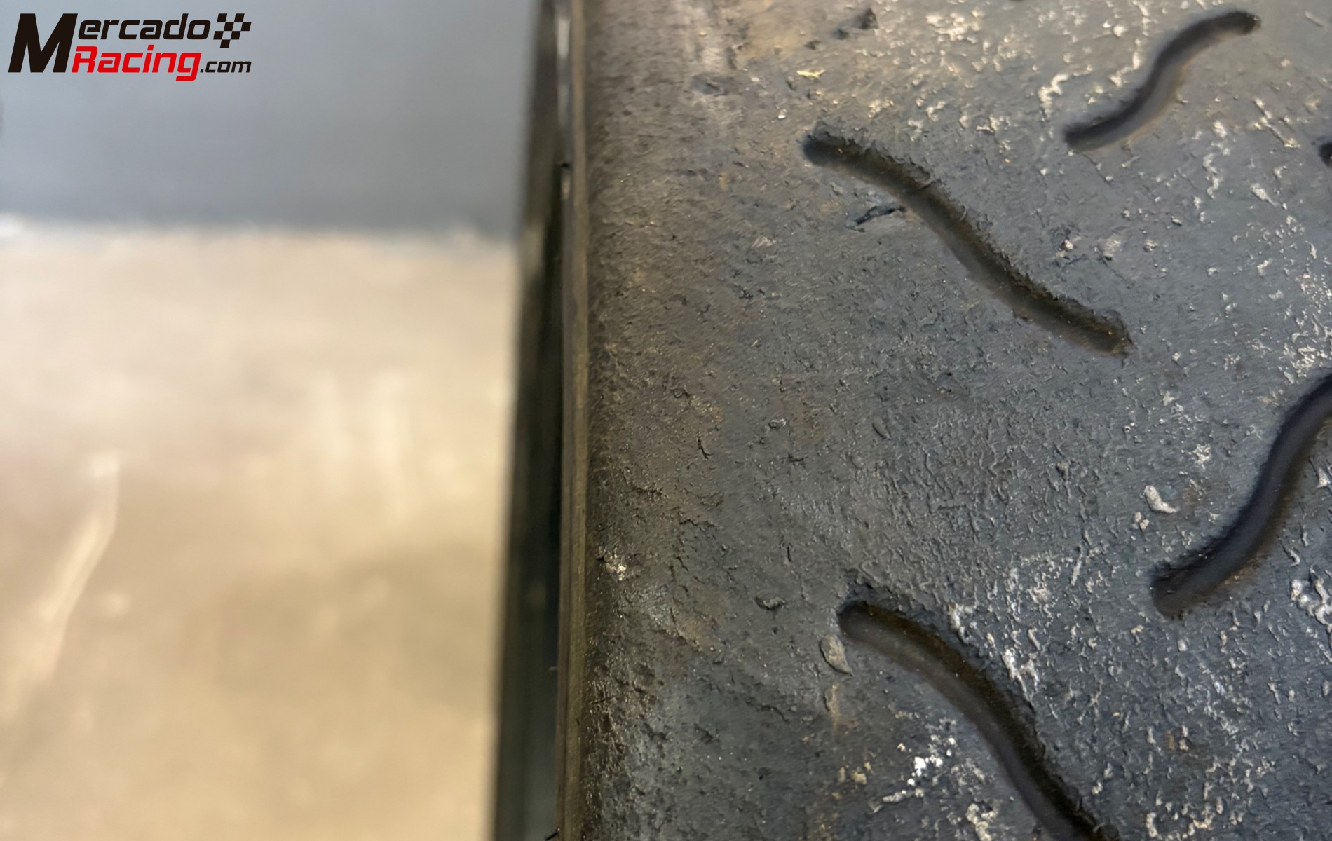 2 slicks hankook 15” - t51