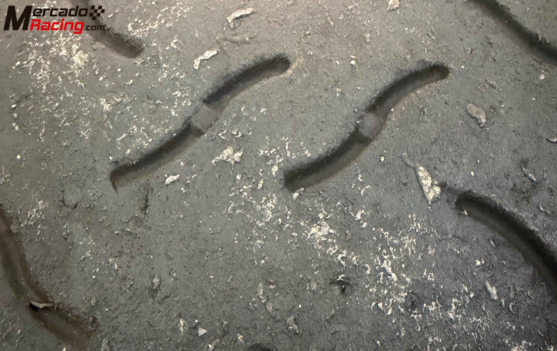 2 slicks hankook 15” - t51