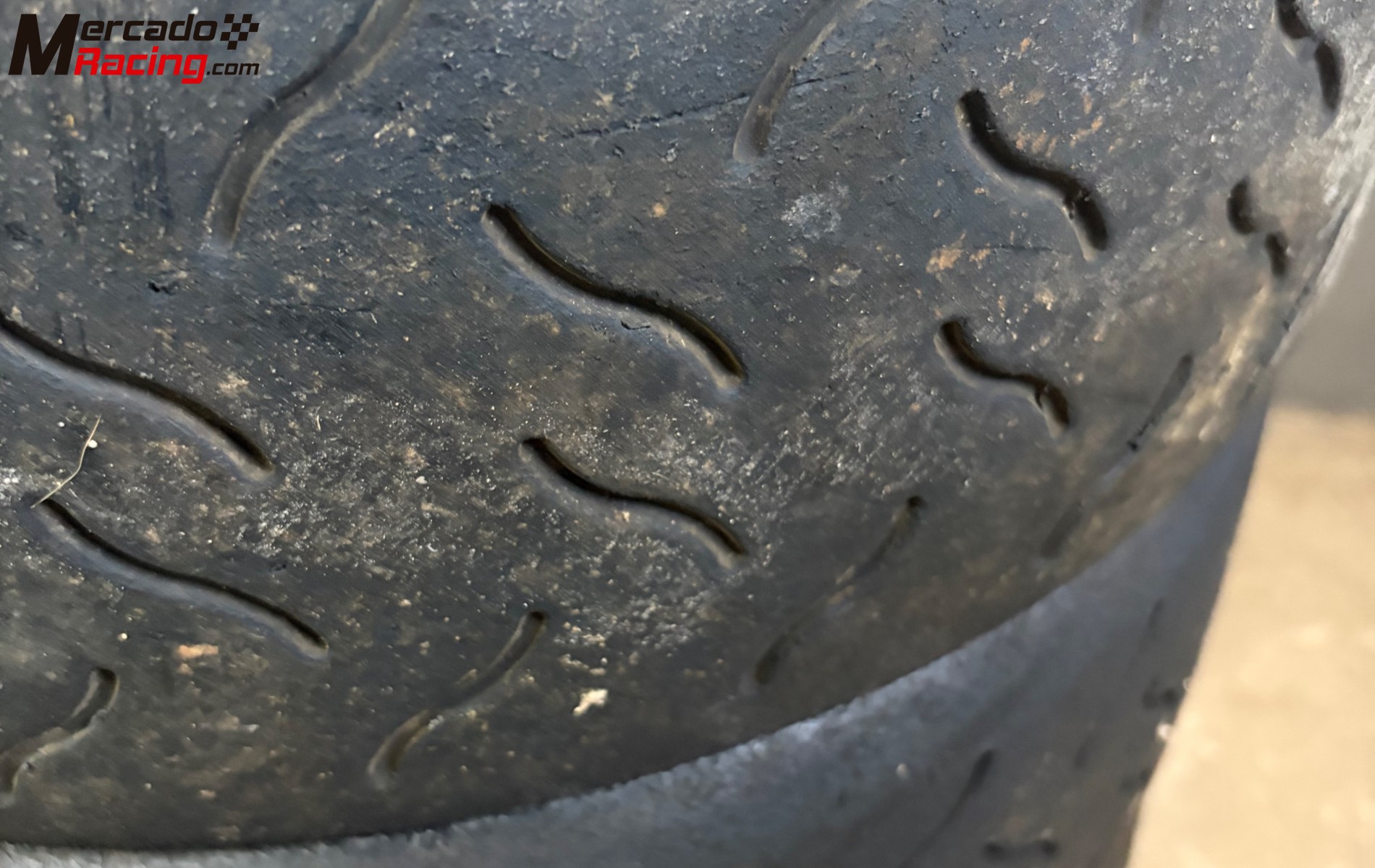 2 slicks hankook 15” - t51