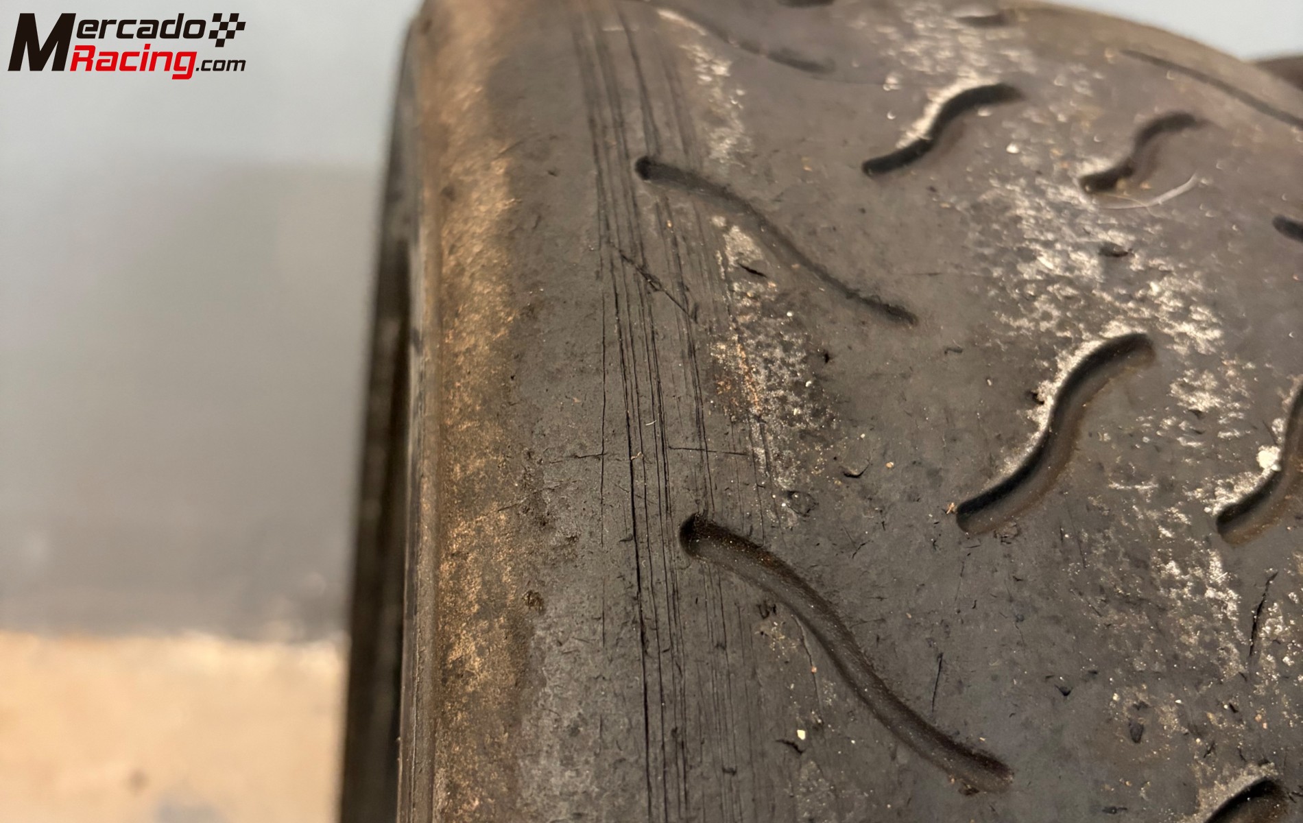 2 slicks hankook 15” - t71