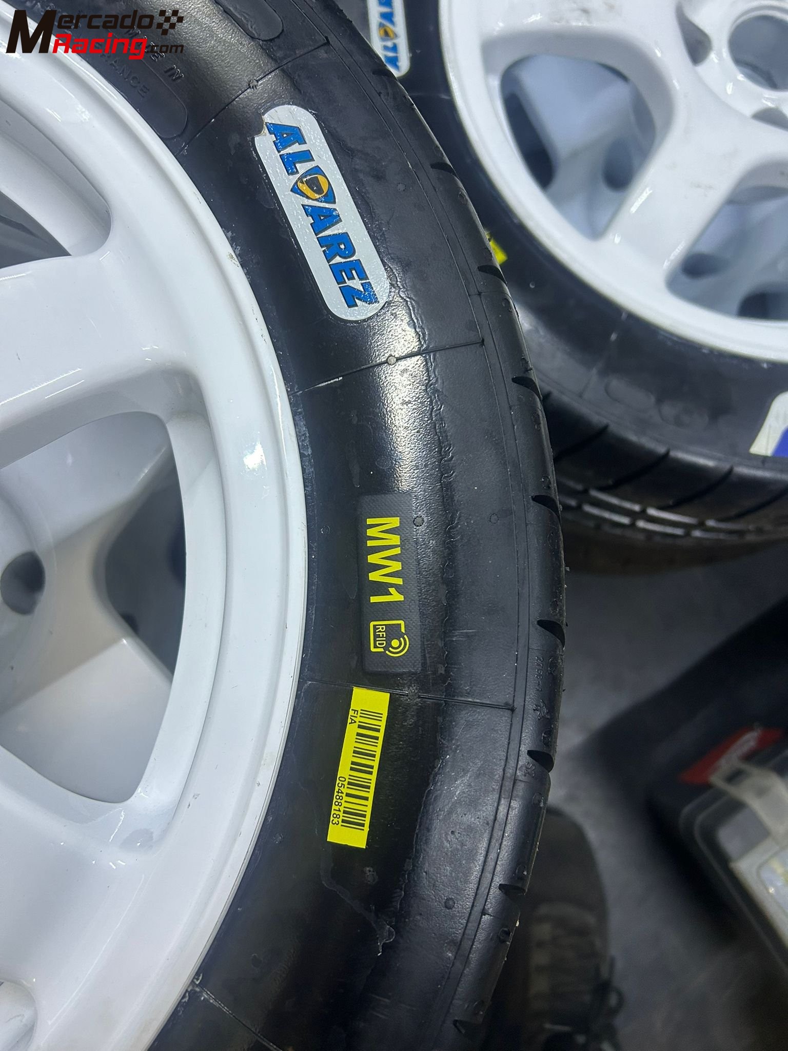 Se venden 4 michelín de agua a estrenar