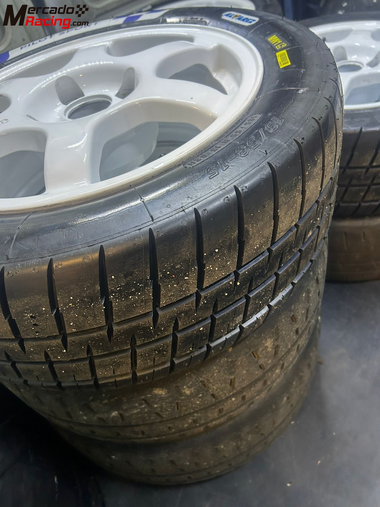 Se venden 4 michelín de agua a estrenar