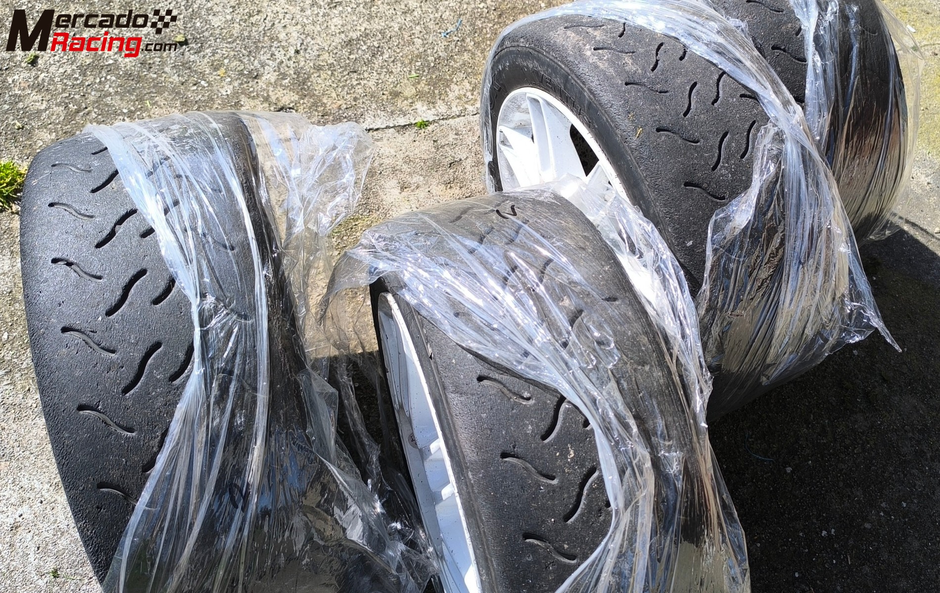 Ruedas hankook medio y blando