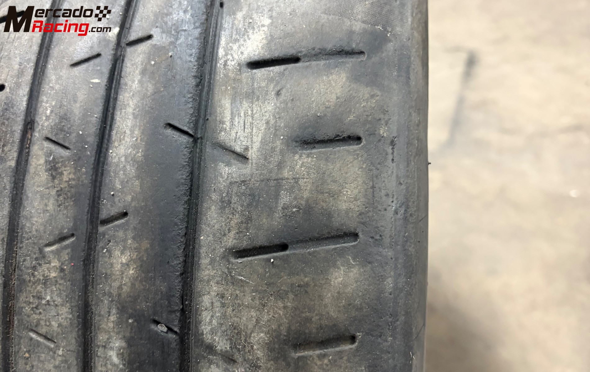 2 slicks hankook 15 - t36