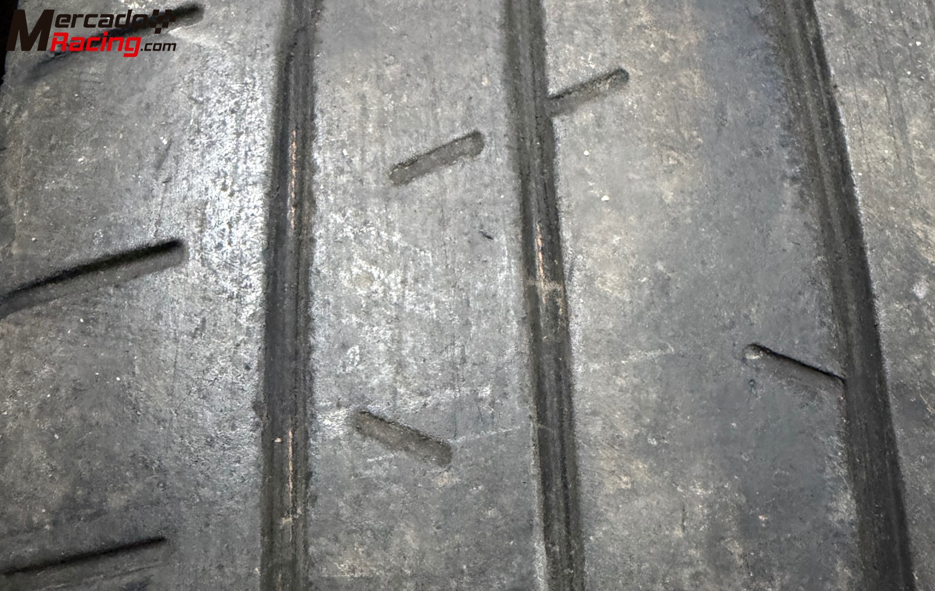 2 slicks hankook 15 - t36
