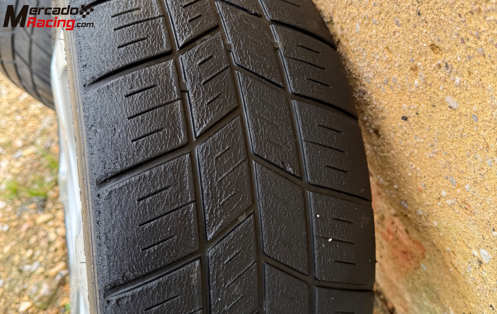Juego hankook w51 en 15