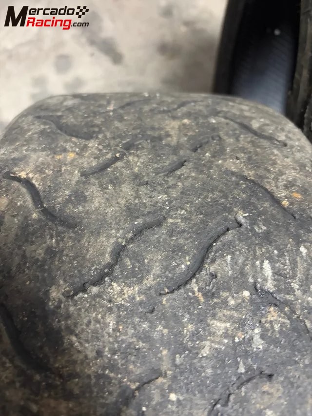 2 slicks hankook 15 