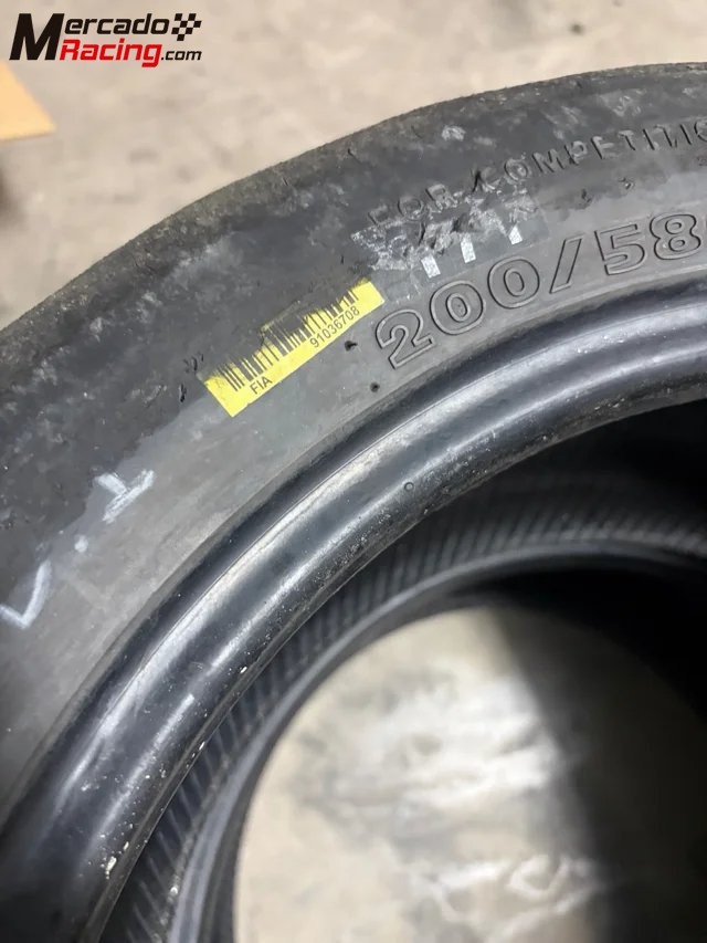 2 slicks hankook 15 