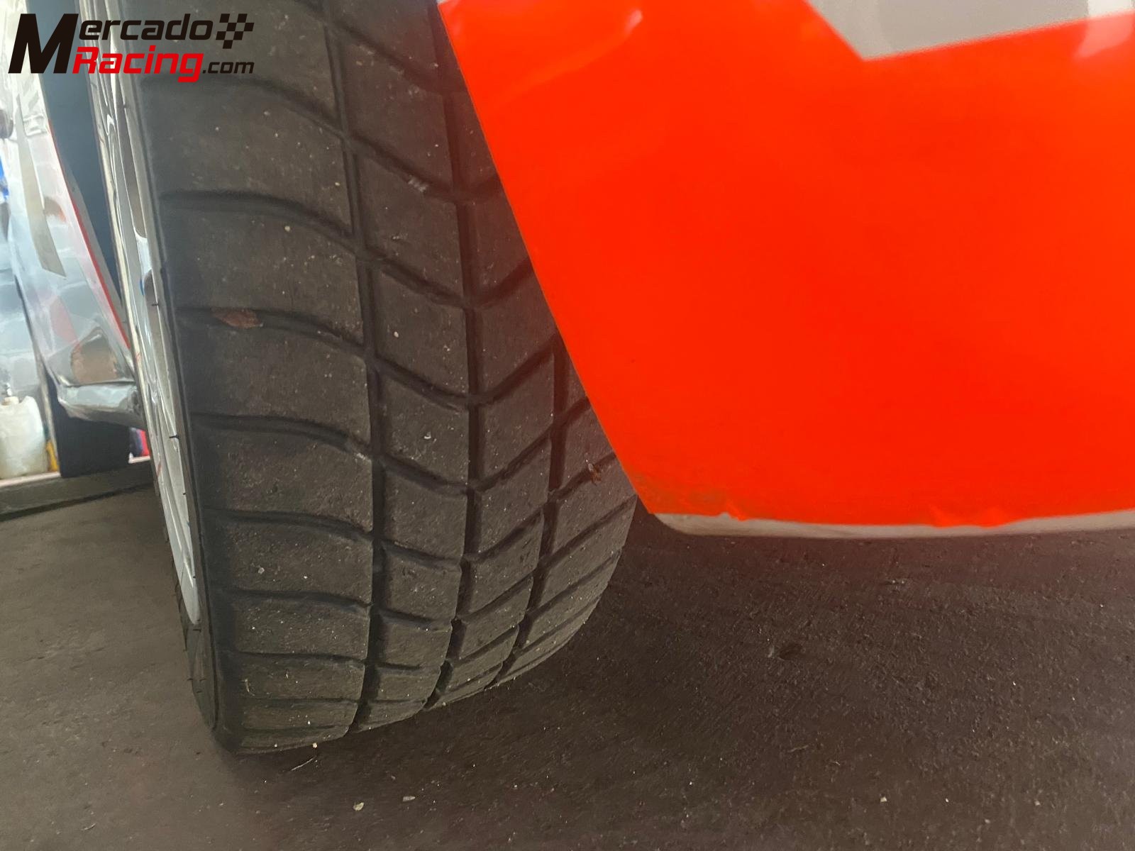 Se venden ruedas pirelli en 16 