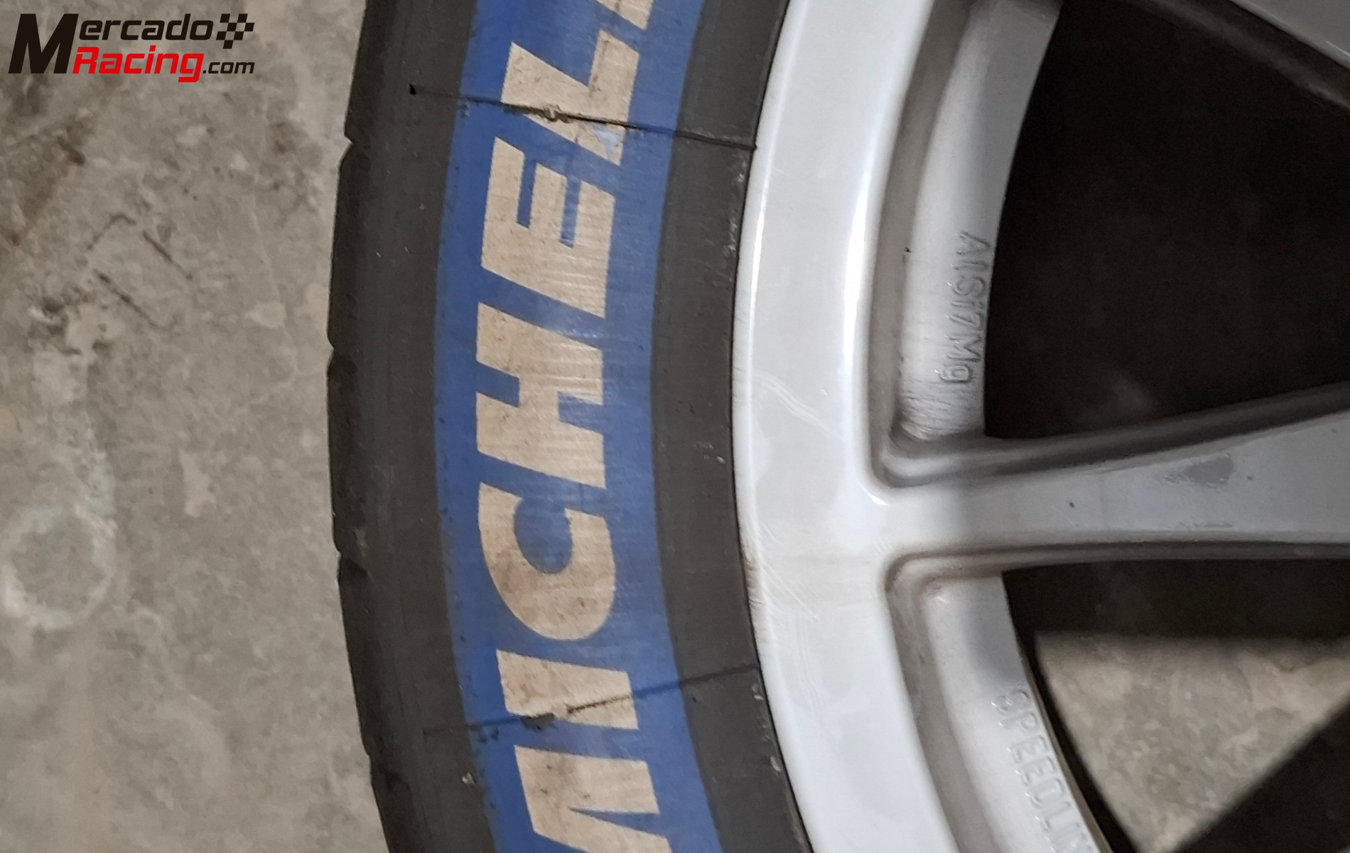 Michelin agua en r16