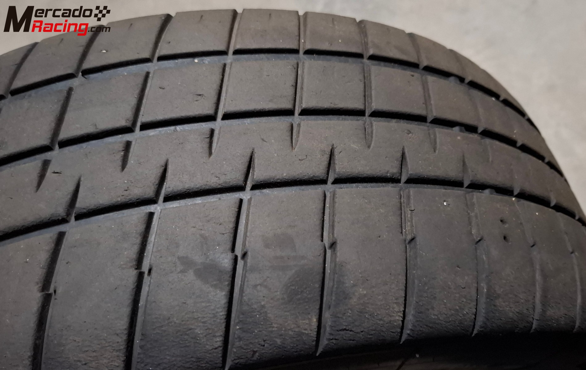 Michelin agua en r16