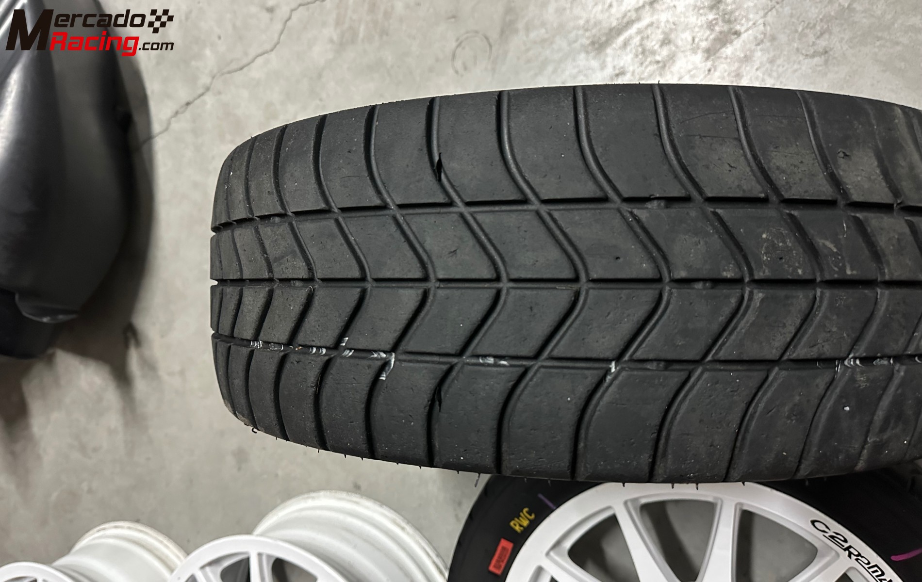 Slicks pirelli cinturato 195 50 16