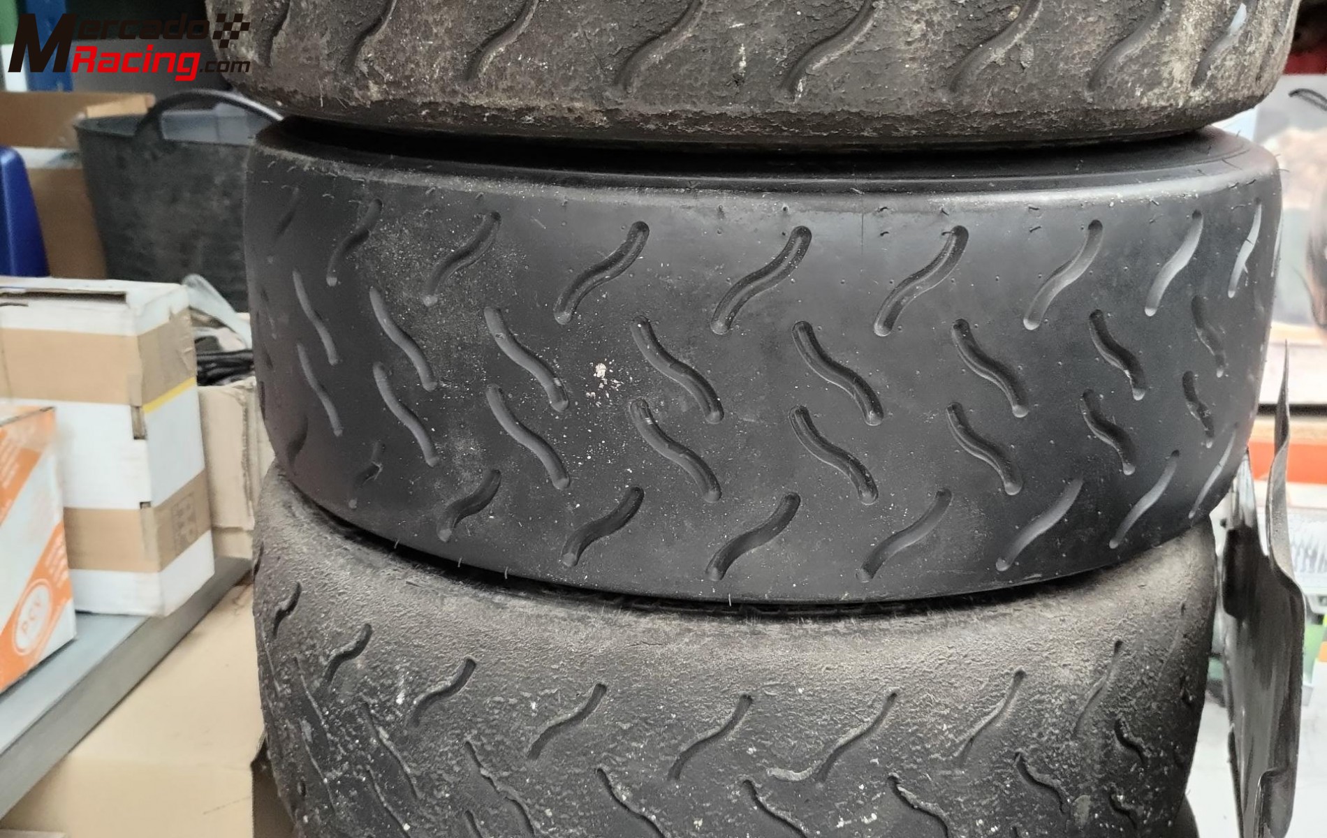 Hankook z209 (moldeadas) en 180/600/16