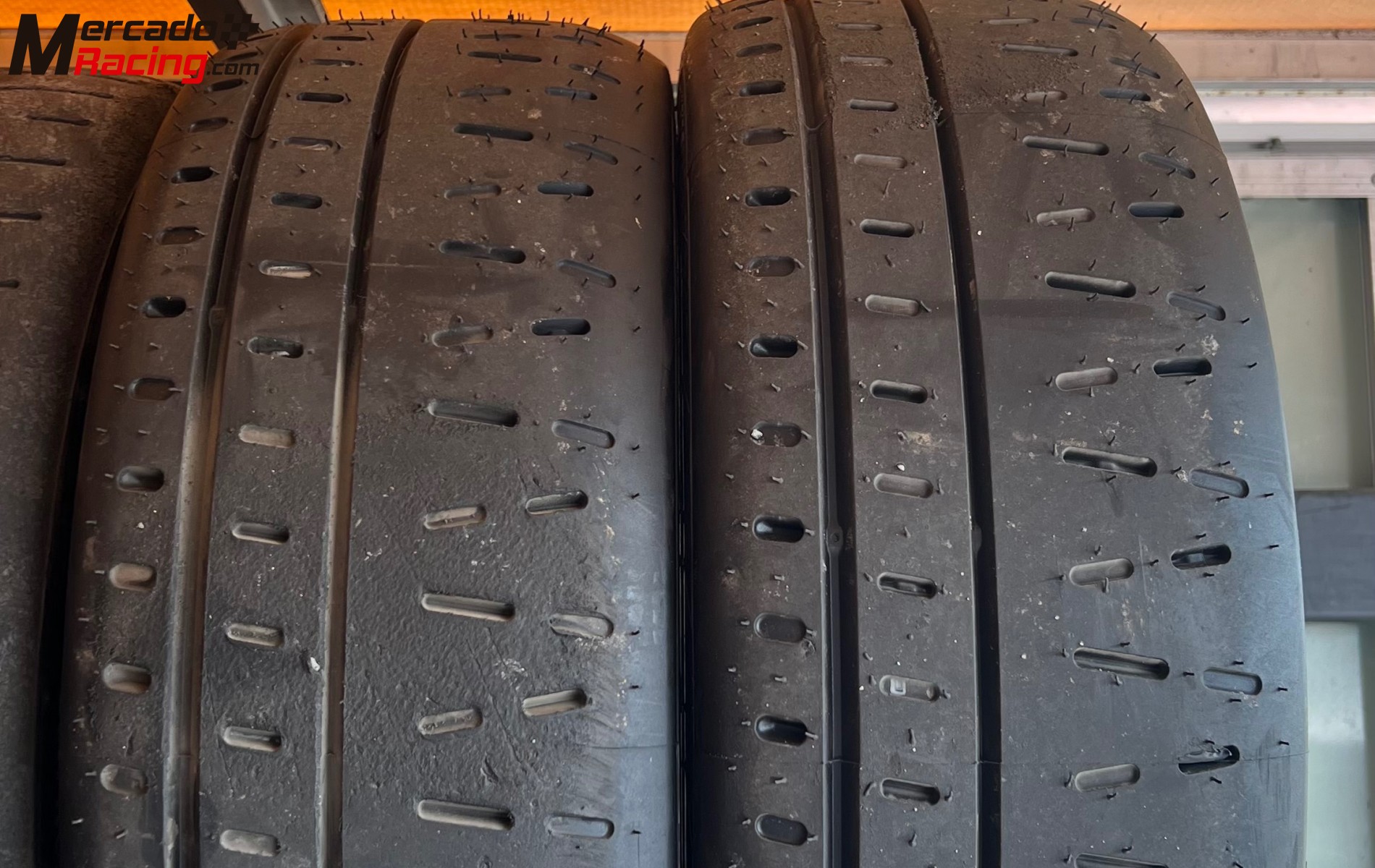 Pirellis ra7+a (blandas) 16”