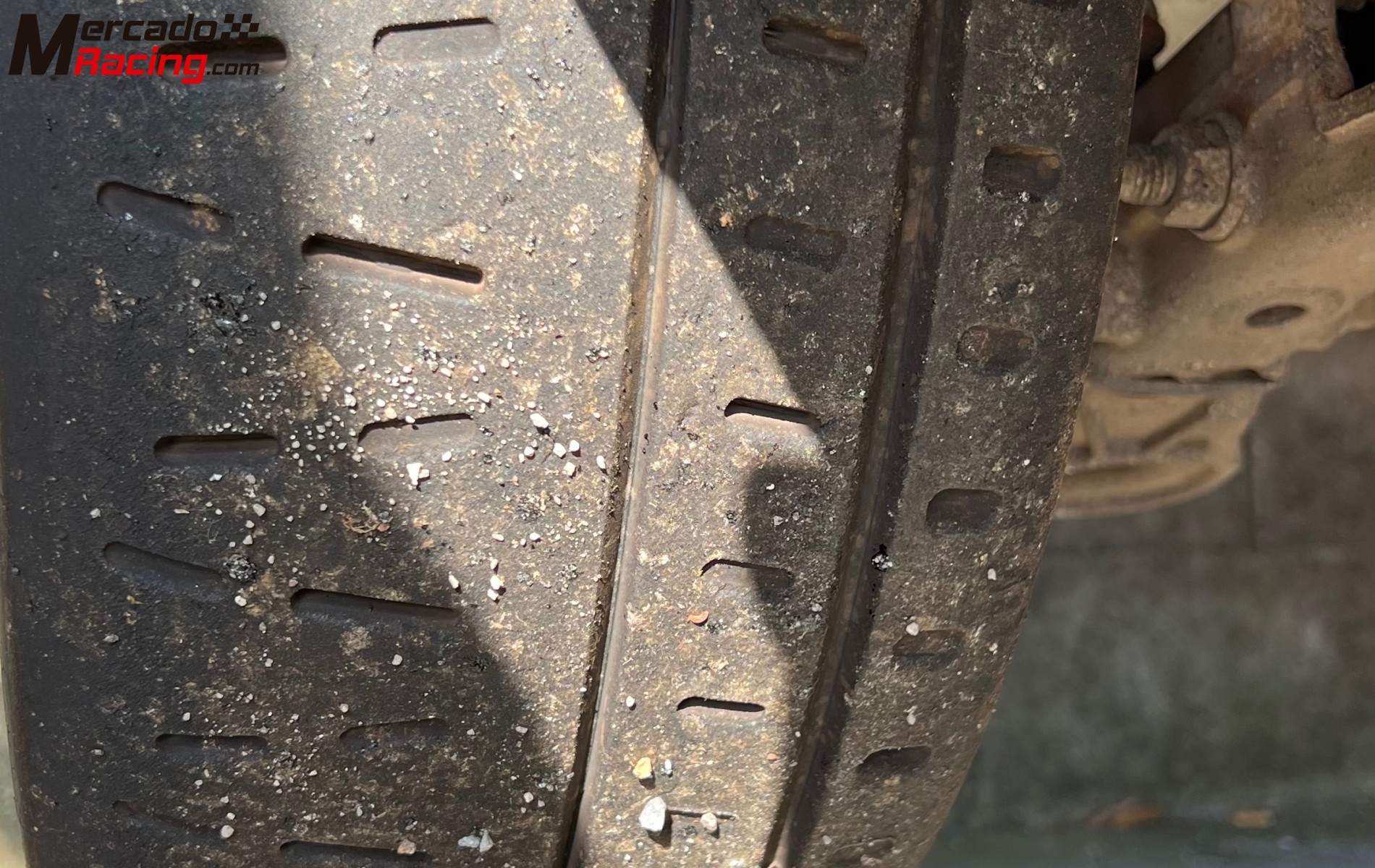 Neumáticos pirelli 16”
