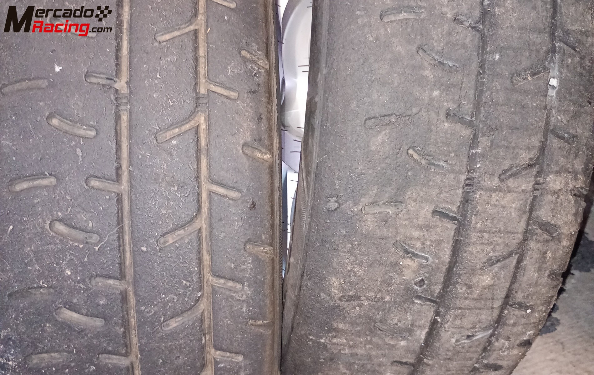 Se venden neumáticos mrf 16