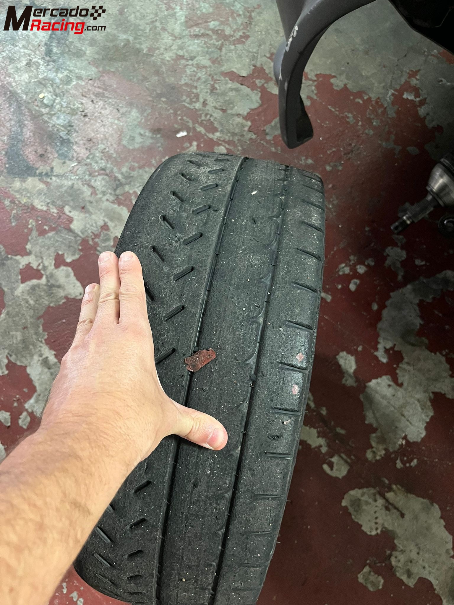 Slicks michelin 16