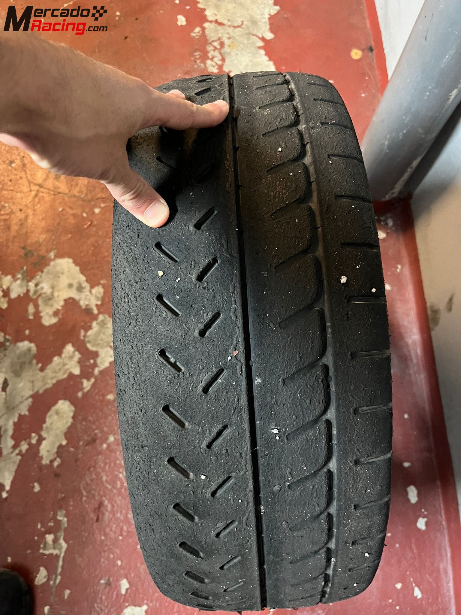 Slicks michelin 16