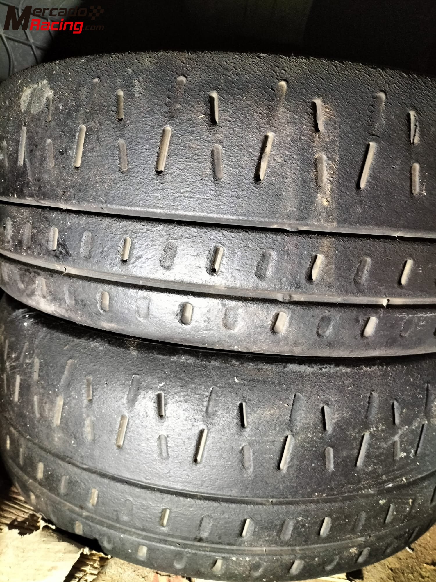 2 pirelli  medias ra7b con 5 kms. de prueba compradas este año