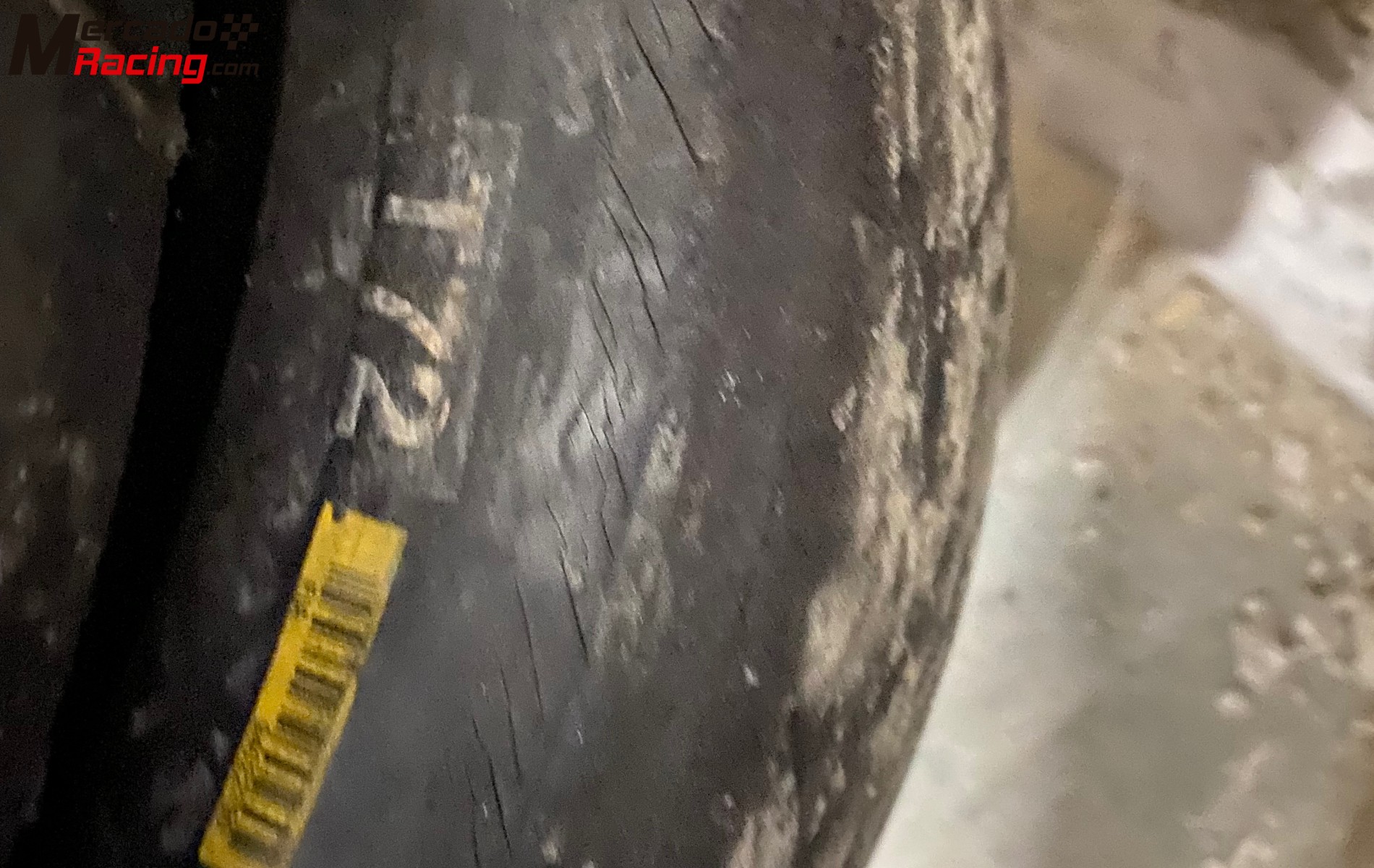 Lote de neumáticos  50e unidad