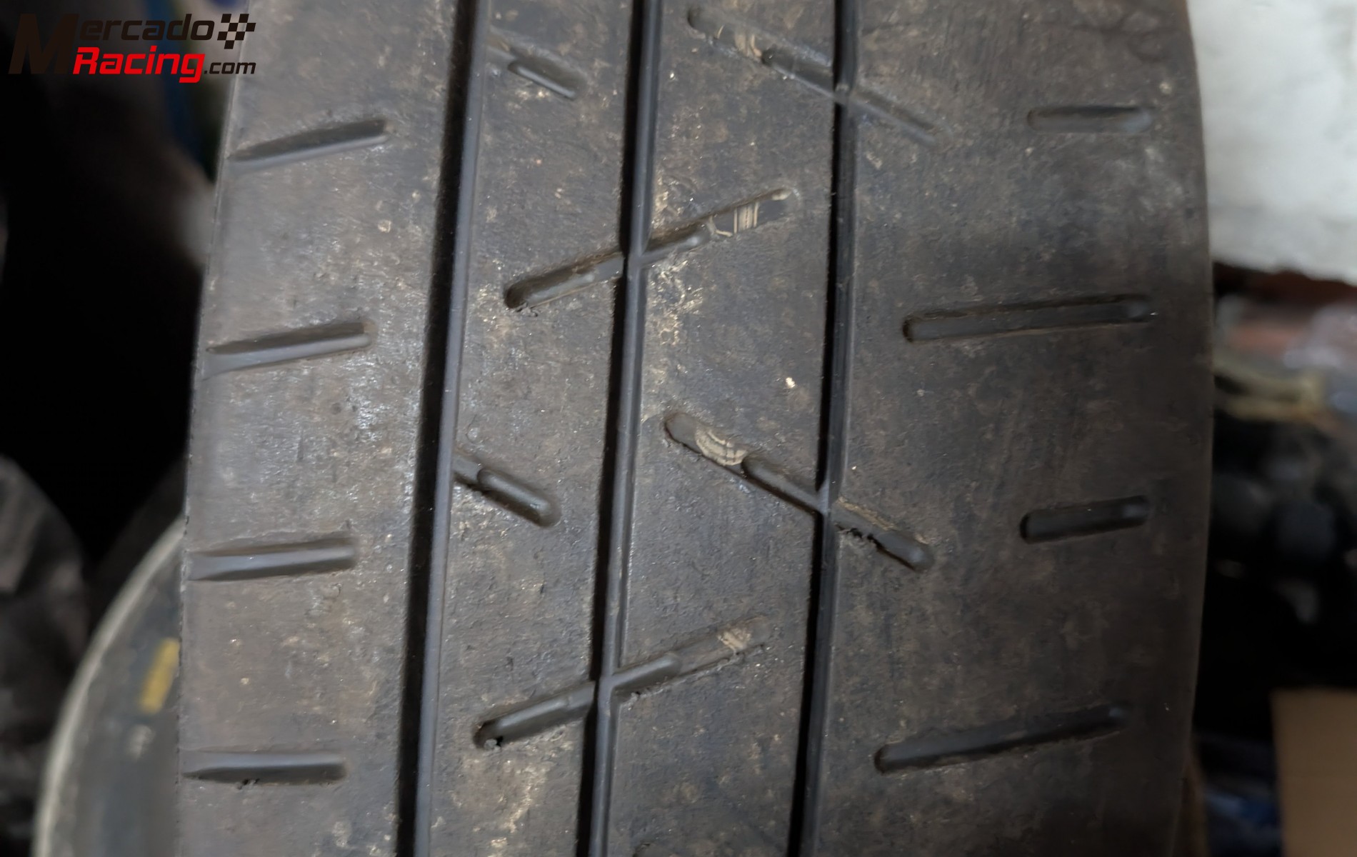 Neumático nuevo hankook fia t53 y t72 en 16