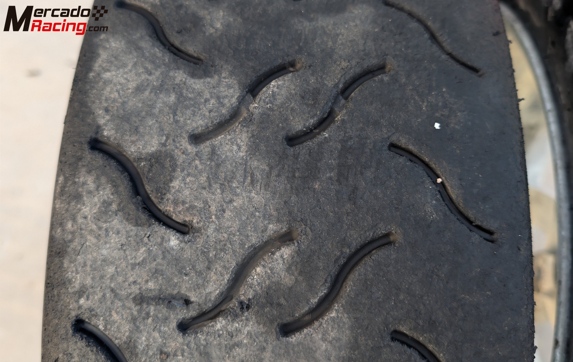 Neumáticos hankook t52