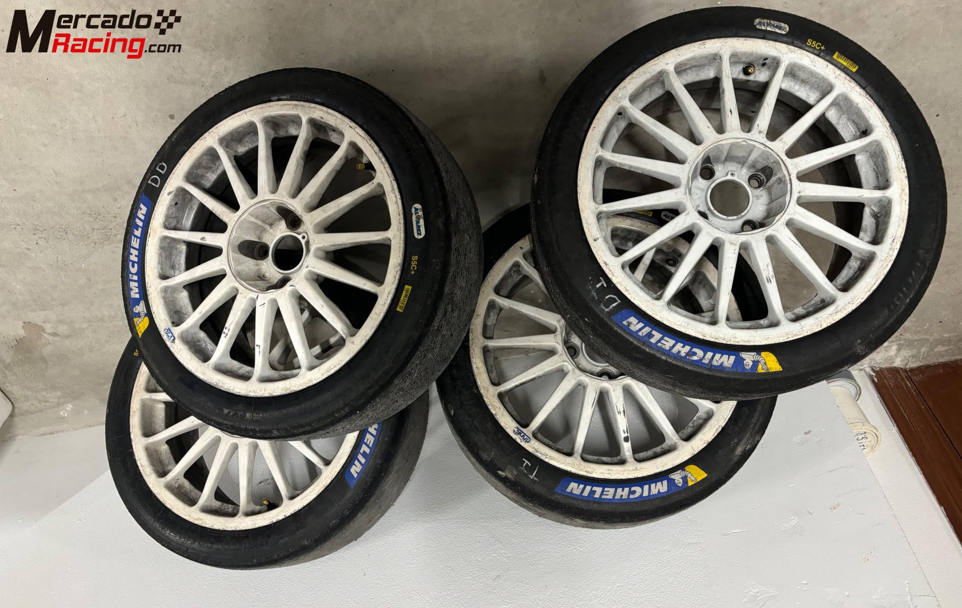 Se vende michelin 20/61/17  s5c+