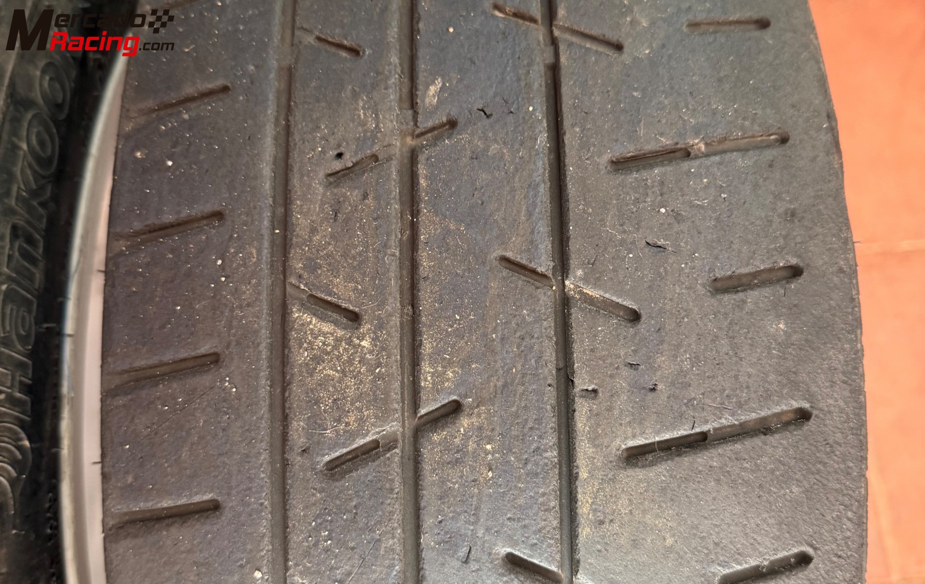 2 hankook 215/45/17 t33 