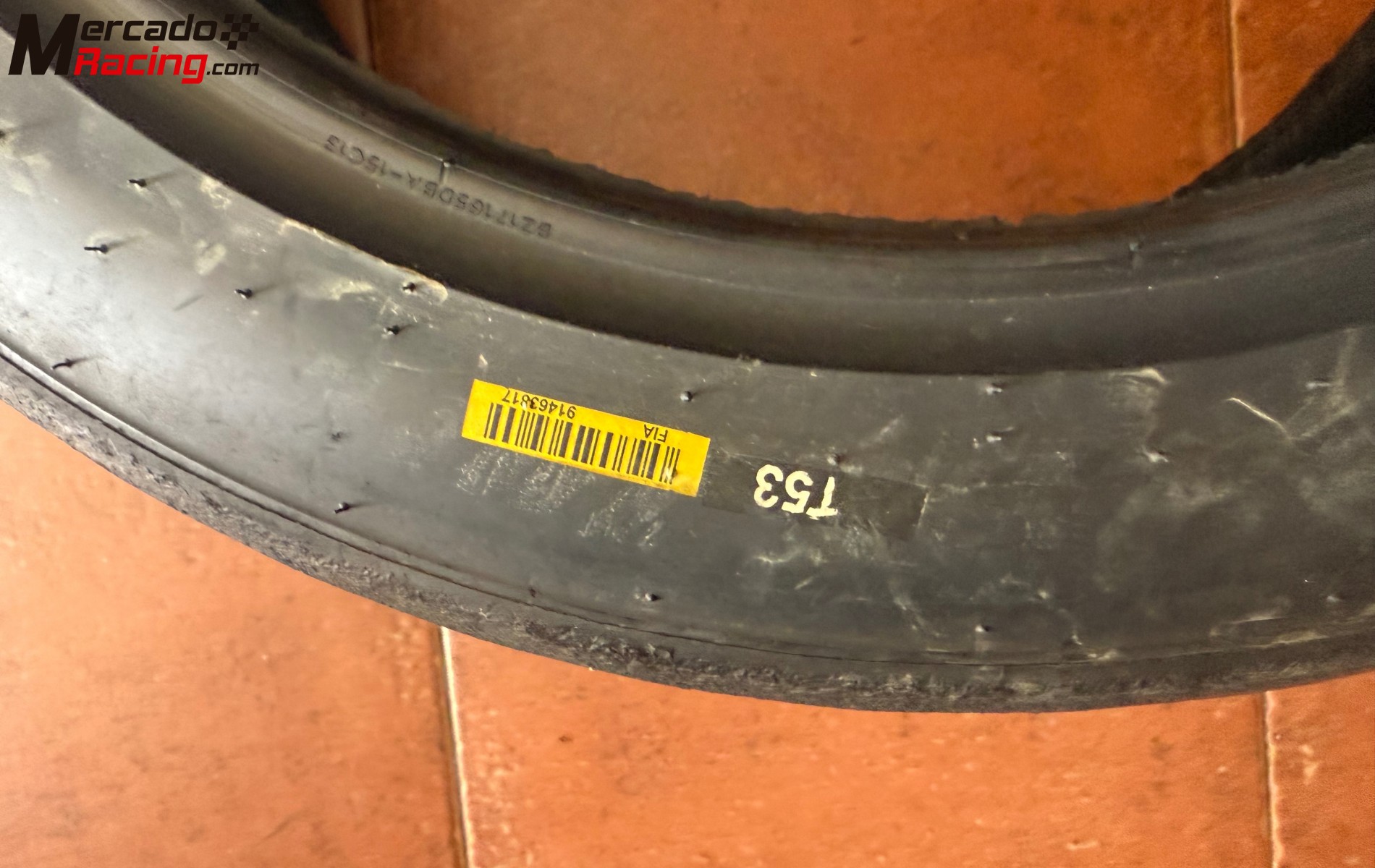 Neumáticos slick hankook 215/45/17